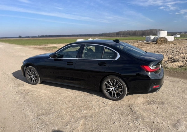 BMW Seria 3 cena 143900 przebieg: 26500, rok produkcji 2021 z Zambrów małe 172
